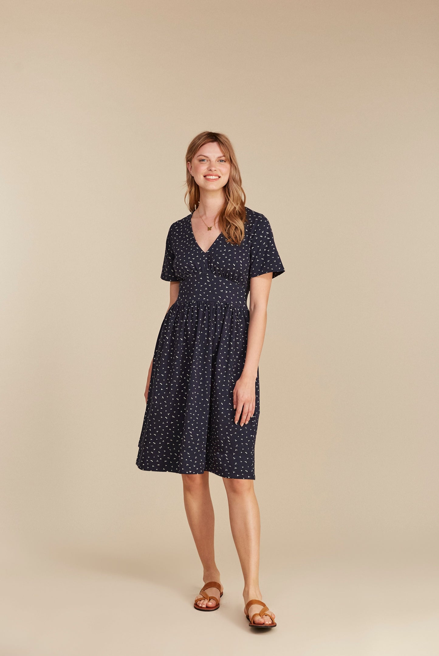 Carissa Mekko - Luomupuuvillaa - Navy - People Tree - Lyhyt kesämekko - Eettinen ja ekologinen valmistus - Vastuullinen mekko