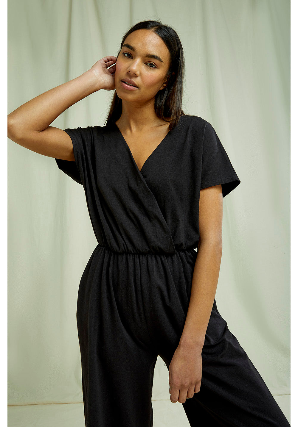 Evelyn jumpsuit - Musta haalari - Luomupuuvillaa - People Tree