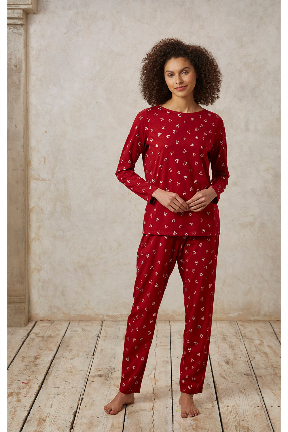 Mukava ja lämmin Sydän Pyjama - Punainen - GOTS sertifioitua Luomupuuvillaa - People Tree